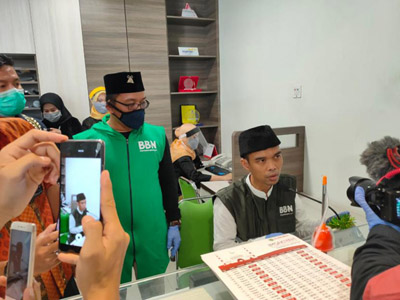 Imbau Masyarakat Ikuti Imbauan Pemerintah, Dokter dan Ulama di Tengah Covid-19, Ini Kata UAS